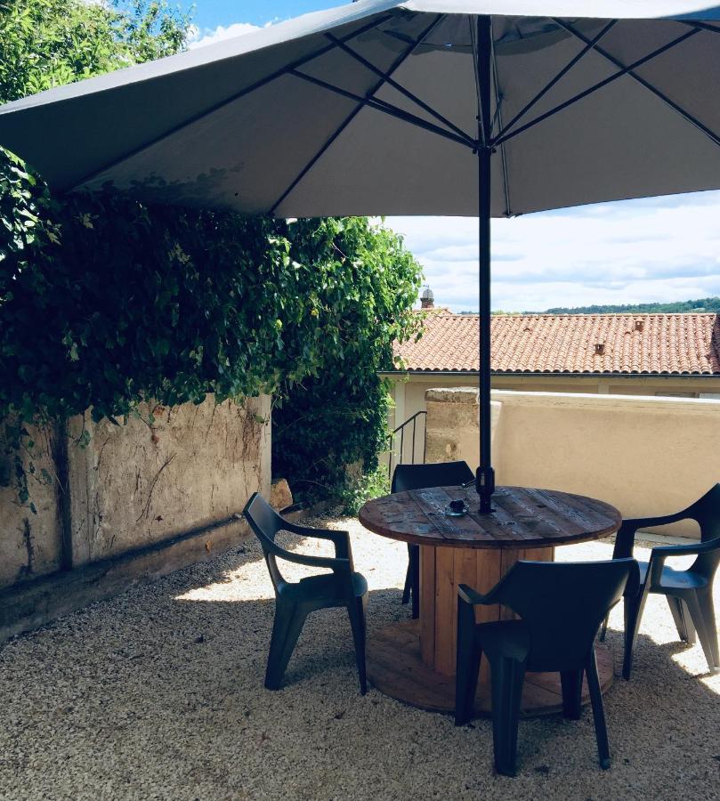 Appartement Cour Ancienne Abbaye Saint-Astier  Екстер'єр фото